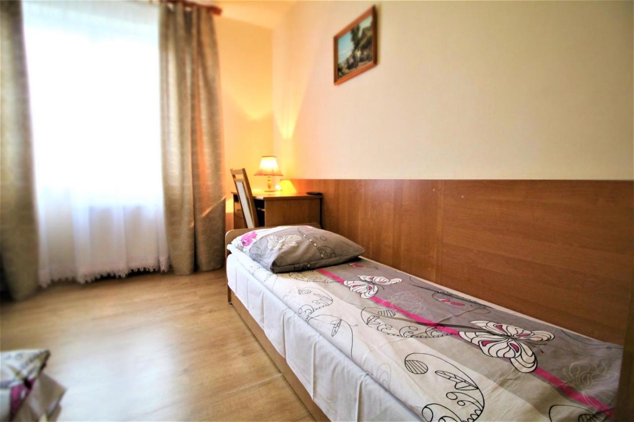 Michalek W Rowach Bed & Breakfast รอวี ภายนอก รูปภาพ