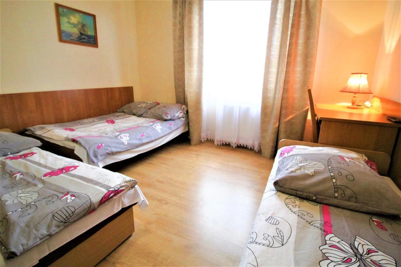 Michalek W Rowach Bed & Breakfast รอวี ภายนอก รูปภาพ
