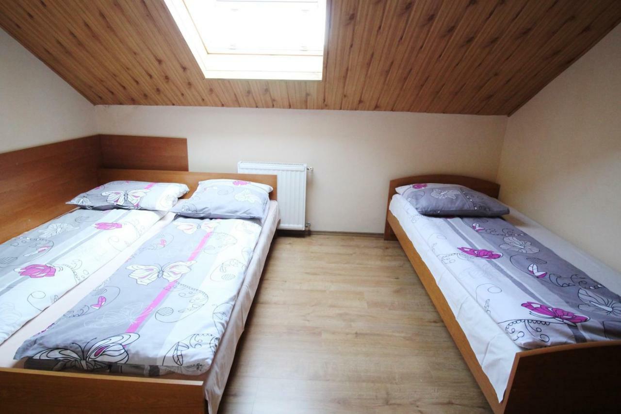 Michalek W Rowach Bed & Breakfast รอวี ภายนอก รูปภาพ